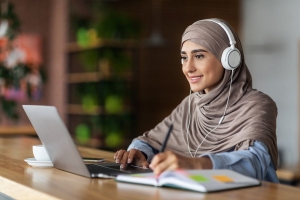 A Step-by-Step Guide to Enrolling in Online Quran Classes for Adults